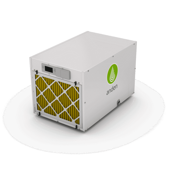 Unité de climatisation compacte blanche avec filtre jaune et logo vert, conçue pour une régulation climatique efficace.